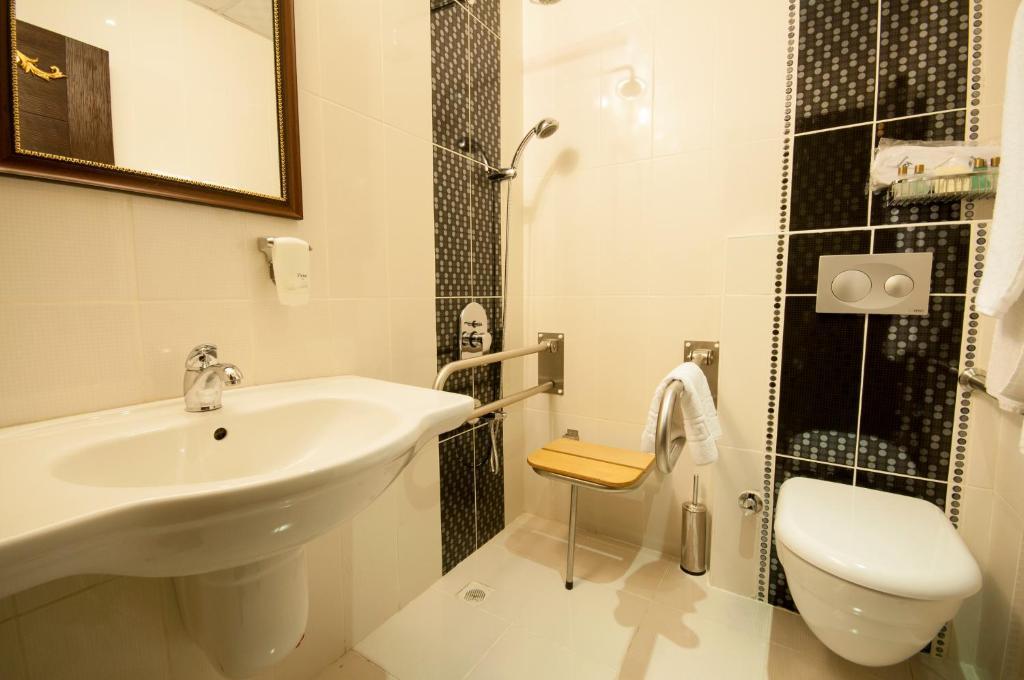 Kaya Premium Hotel Adana Kültér fotó